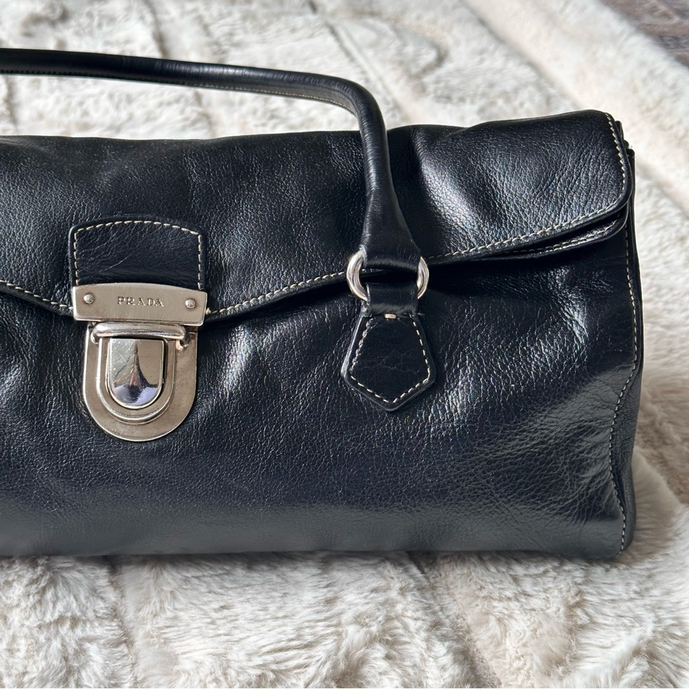 PRADA Soft Calf Easy Shoulder Bag Black - Picture 6 of 16